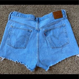 Levi 501 High waisted shorts